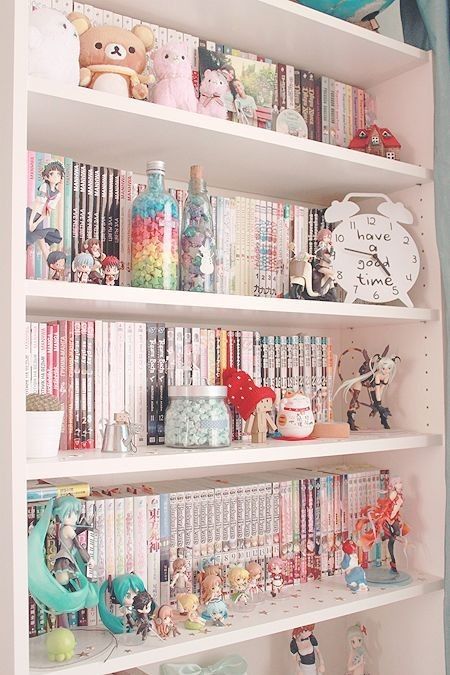 Bookshelf Decor