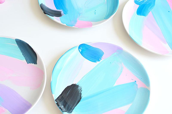 DIY Abstract Plate Paintings
