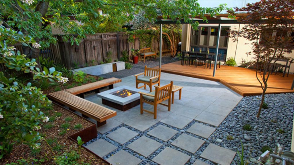 Modern Grassless Backyard Idea