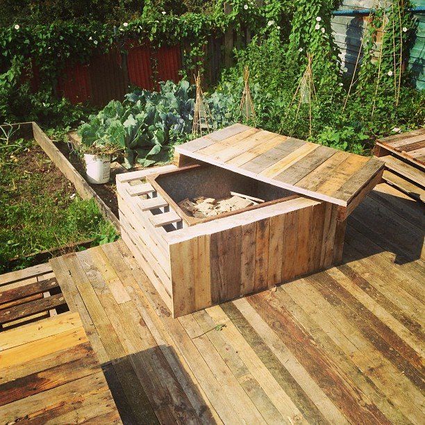 Pallet Fire Pit