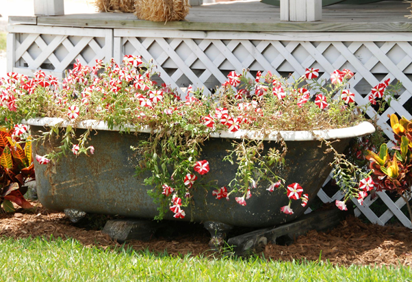 Repurpose a Vintage Bathtub