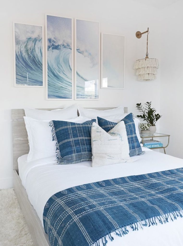 Wall Tapestry in The Form of Waves